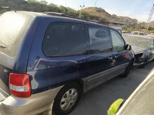 KIA CARNIVAL II (FL) foto 2