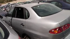 SEAT CORDOBA BERLINA (6L2) foto 23