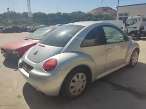 VOLKSWAGEN NEW BEETLE BERLINA (9C1/1C1) foto 6