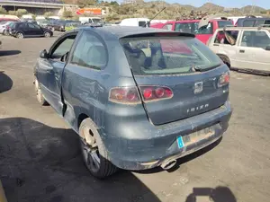 SEAT IBIZA (6L1) foto 5
