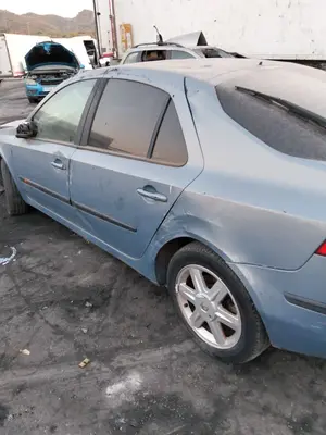 RENAULT LAGUNA II (BG0) foto 5