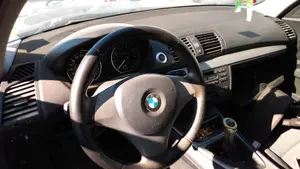 BMW SERIE 1 BERLINA (E81/E87) foto 3