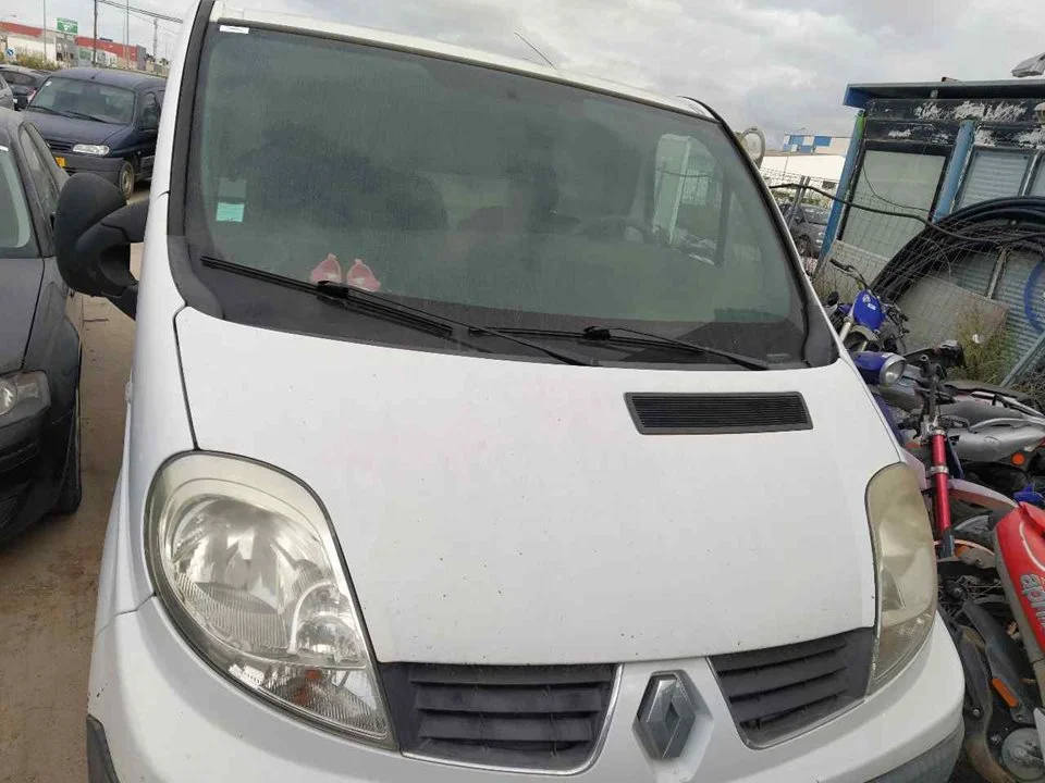 RENAULT TRAFIC II FURGÓN