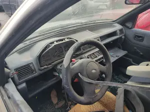 FORD FIESTA BERLINA foto 2