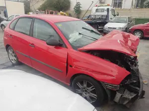 SEAT IBIZA (6L1) foto 3