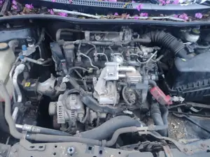 TOYOTA COROLLA (E15) foto 5