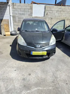 NISSAN NOTE (E11E) foto 1