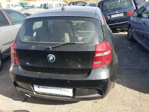BMW SERIE 1 BERLINA (E81/E87) foto 7