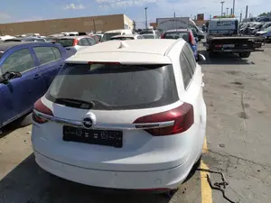 OPEL INSIGNIA SPORTS TOURER foto 4
