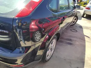 FORD FOCUS BERLINA (CAP) foto 5
