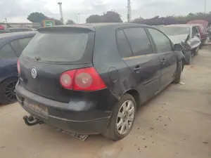 VOLKSWAGEN GOLF V (1K1)(10.2003) foto 4
