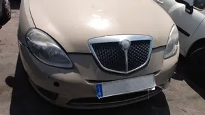 LANCIA YPSILON (101) foto 1