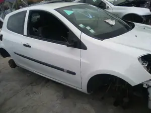 RENAULT CLIO III foto 3