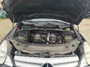 MERCEDES-BENZ CLASE R (BM 251) foto 4