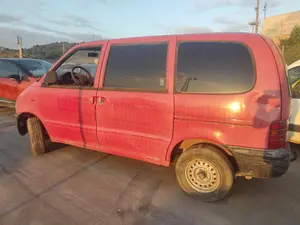 NISSAN SERENA (C23M) foto 4