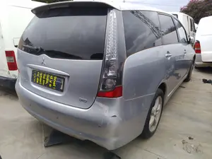 MITSUBISHI GRANDIS (NA0W) foto 4