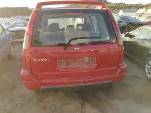 NISSAN X-TRAIL (T30) foto 6