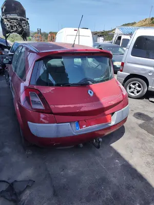 RENAULT MEGANE II BERLINA 3P foto 4