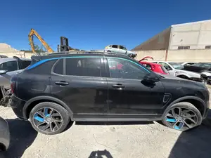 LYNK & CO 01 foto 2