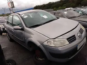 RENAULT MEGANE II CLASSIC BERLINA foto 3