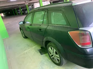 OPEL ASTRA H CARAVAN foto 4