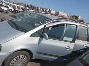 SEAT ALHAMBRA (7V9) foto 4