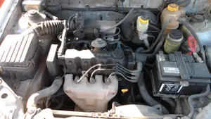DAEWOO LANOS foto 7