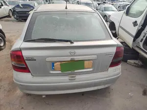 OPEL ASTRA G BERLINA foto 3