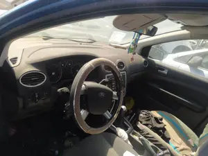 FORD FOCUS BERLINA (CAP) foto 2