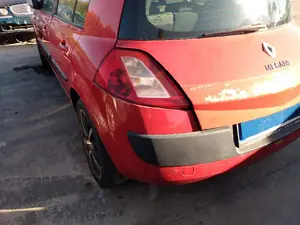 RENAULT MEGANE II BERLINA 5P foto 6