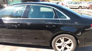 AUDI A4 BERLINA (8W2) foto 35