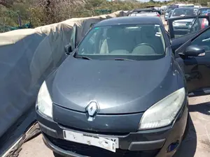 RENAULT MEGANE III BERLINA 5P foto 1