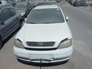 OPEL ASTRA G BERLINA foto 1