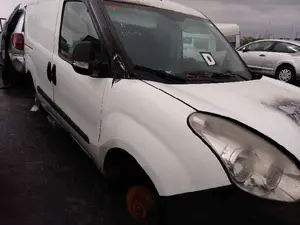 OPEL COMBO D foto 2