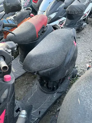 PIAGGIO (VESPA) ZIP foto 2