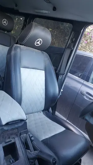 MERCEDES-BENZ CLASE G (BM 463) STATION foto 21