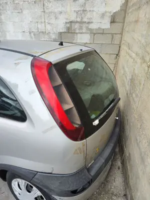 OPEL CORSA C foto 2