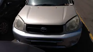 TOYOTA RAV4 (A2) foto 1
