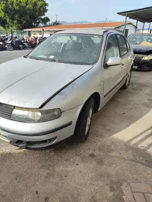 SEAT LEON (1M1) foto 2
