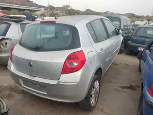 RENAULT CLIO III foto 3