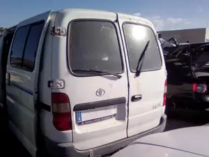 TOYOTA HI-ACE foto 36