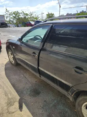 VOLKSWAGEN PASSAT VARIANT (3B5) foto 4