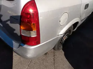 OPEL ASTRA G BERLINA foto 5