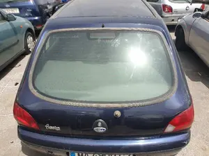 FORD FIESTA BERLINA (DX) foto 2