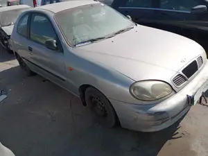 DAEWOO LANOS foto 3