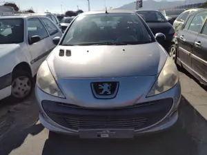 PEUGEOT 206 + foto 1