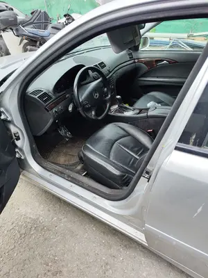 MERCEDES-BENZ CLASE E (BM 211) BERLINA foto 5