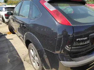 FORD FOCUS BERLINA (CAP) foto 4