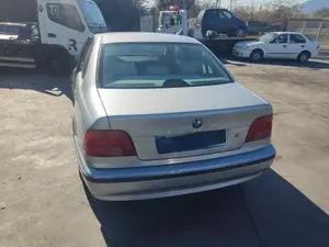 BMW SERIE 5 BERLINA (E39) foto 7
