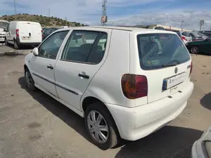 VOLKSWAGEN POLO III (6N1) foto 3